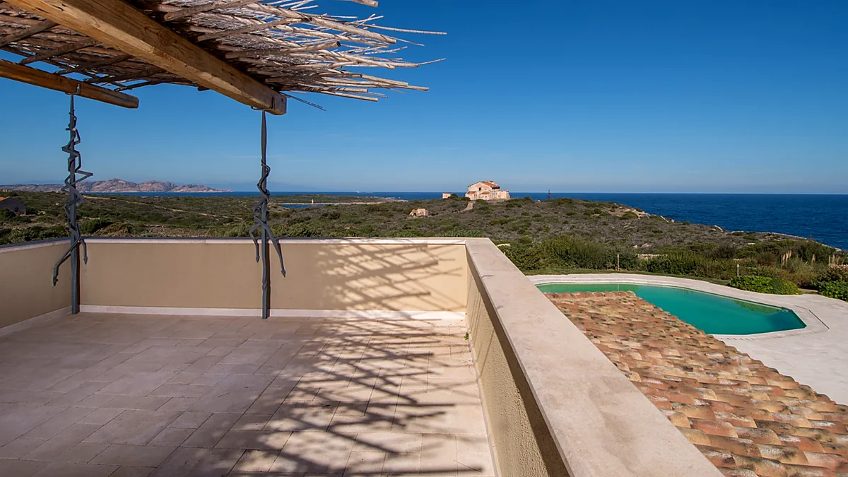 Terrazza vista mare di una villa a Porto Cervo